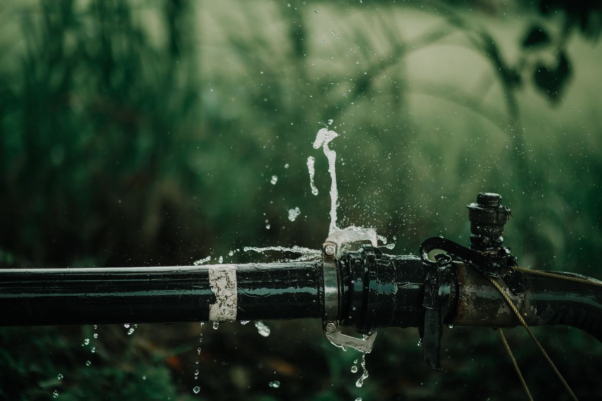 Fuite d’eau : détecter, réparer et faire jouer l’assurance